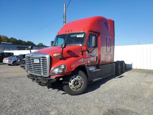 2018 Freightliner Cascadia 125