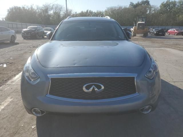 2017 Infiniti QX70