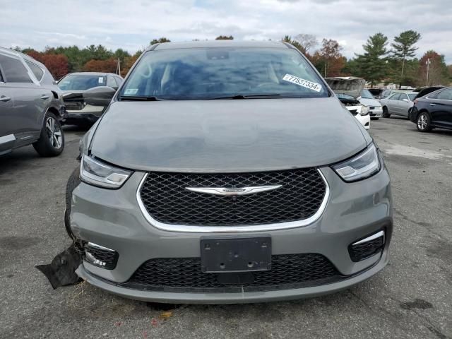 2022 Chrysler Pacifica Hybrid Touring L