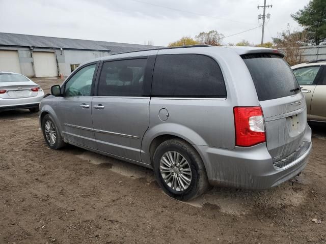 2016 Chrysler Town & Country Touring L