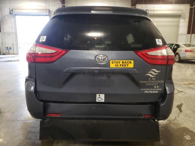 2015 Toyota Sienna le