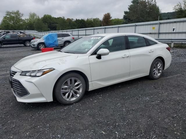 2022 Toyota Avalon XLE