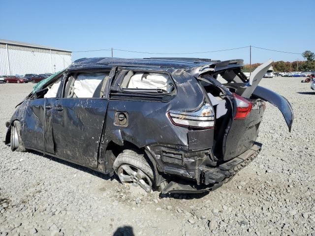 2016 Toyota Sienna LE