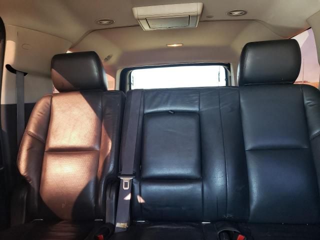 2011 Cadillac Escalade ESV Luxury