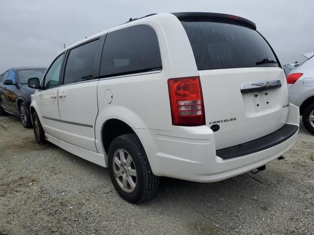 2010 Chrysler Town & Country Touring