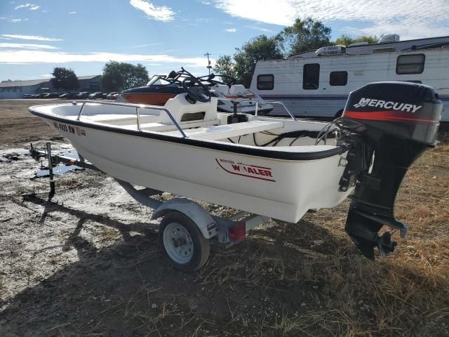 2000 Boston Whaler Boat W TRL