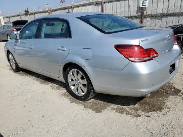 2005 Toyota Avalon XL