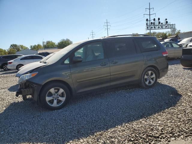 2012 Toyota Sienna LE