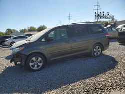 Toyota Vehiculos salvage en venta: 2012 Toyota Sienna LE