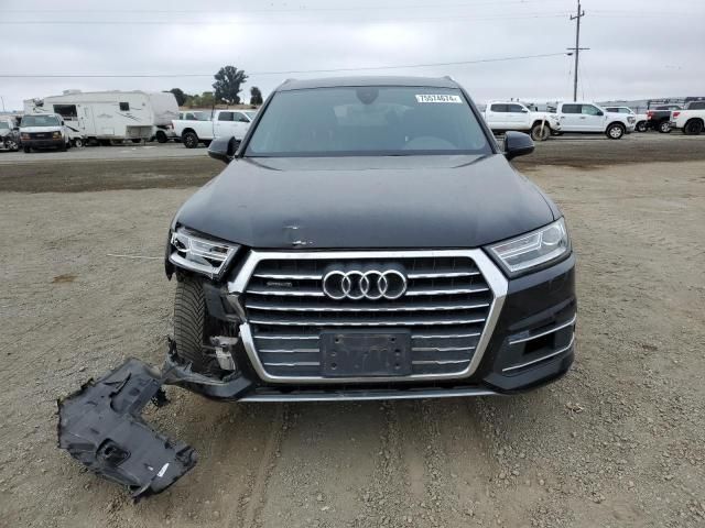 2017 Audi Q7 Premium Plus