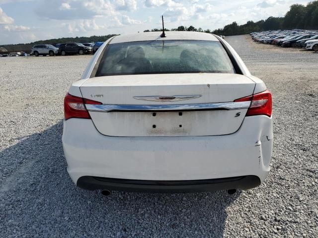 2013 Chrysler 200 Touring