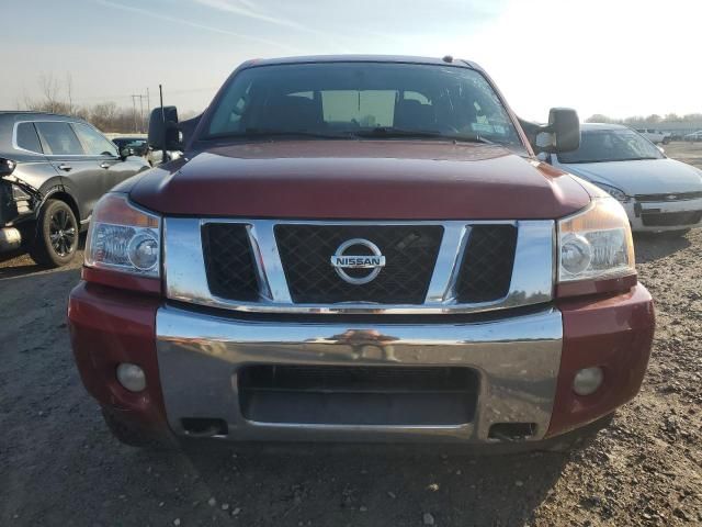 2013 Nissan Titan SV