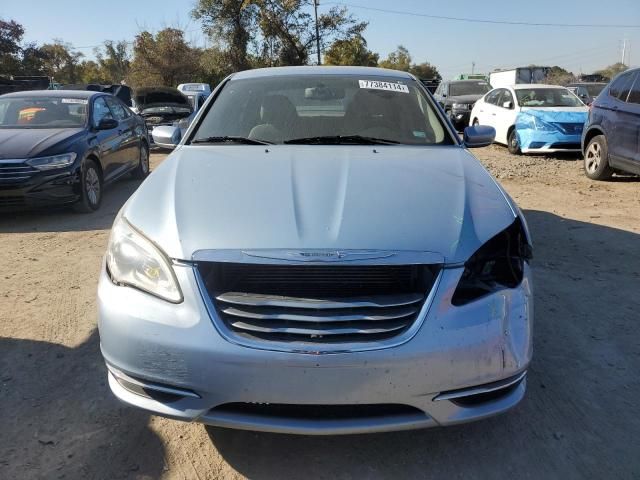 2012 Chrysler 200 Touring