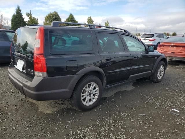 2004 Volvo XC70