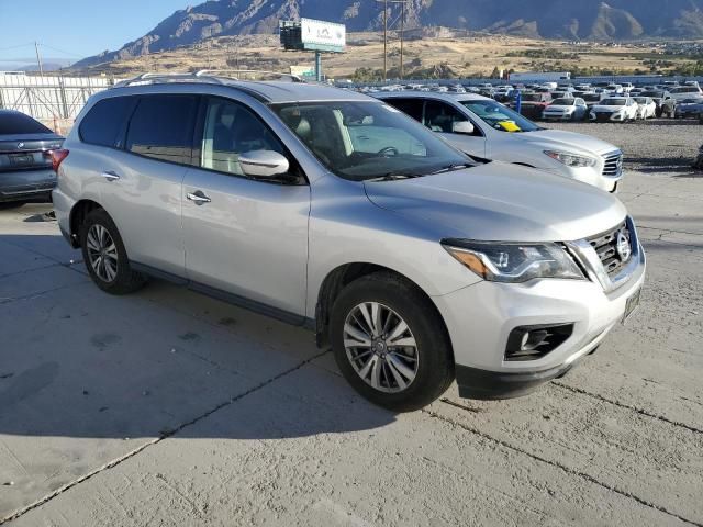 2020 Nissan Pathfinder SL