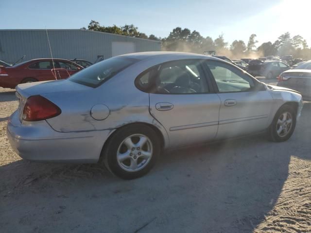 2002 Ford Taurus SE