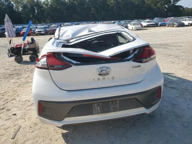 2020 Hyundai Ioniq SE