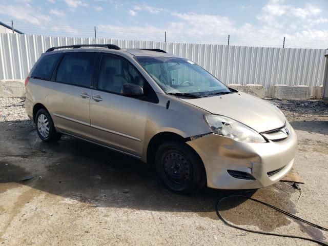 2007 Toyota Sienna CE