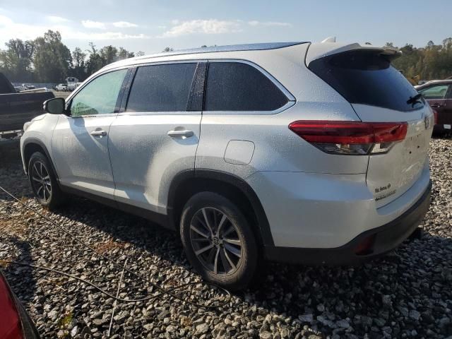 2019 Toyota Highlander SE