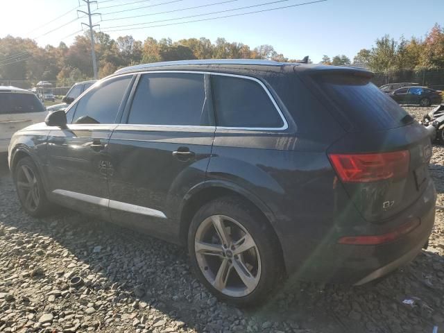 2019 Audi Q7 Prestige