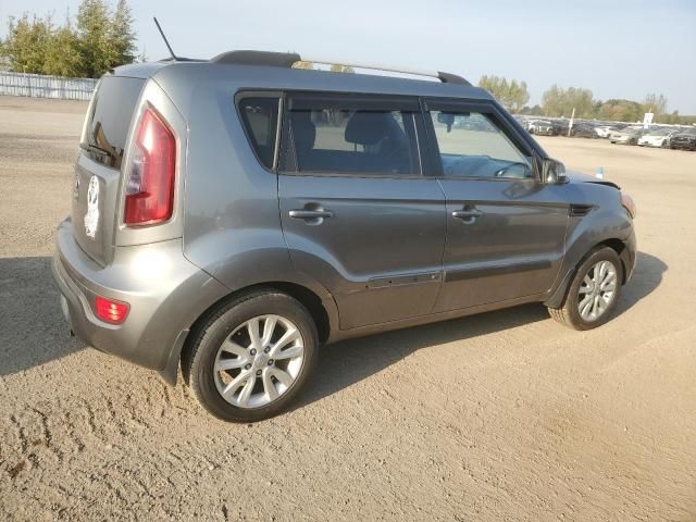 2013 KIA Soul +