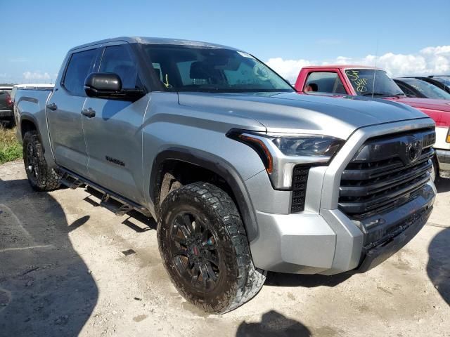 2022 Toyota Tundra Crewmax SR