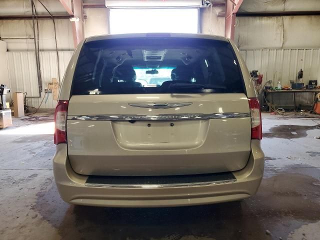 2013 Chrysler Town & Country Touring