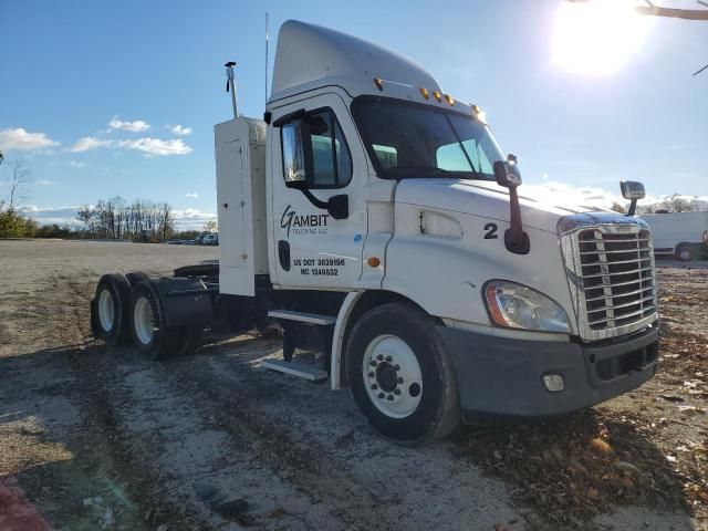 2014 Freightliner Cascadia 113