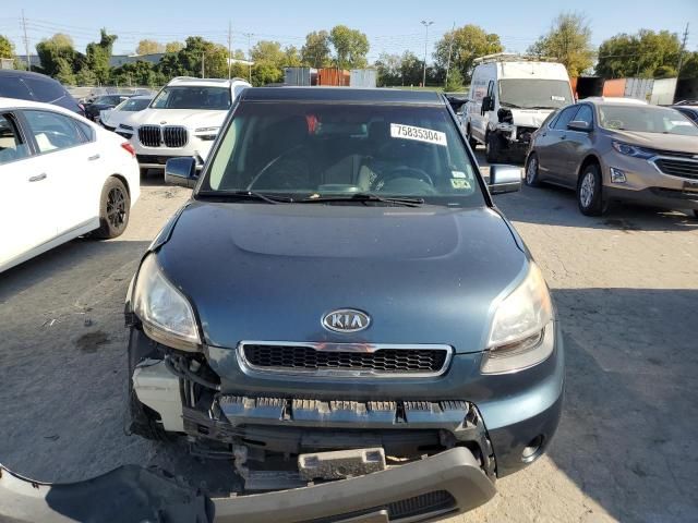 2011 KIA Soul +