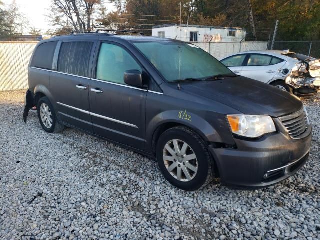 2016 Chrysler Town & Country Touring