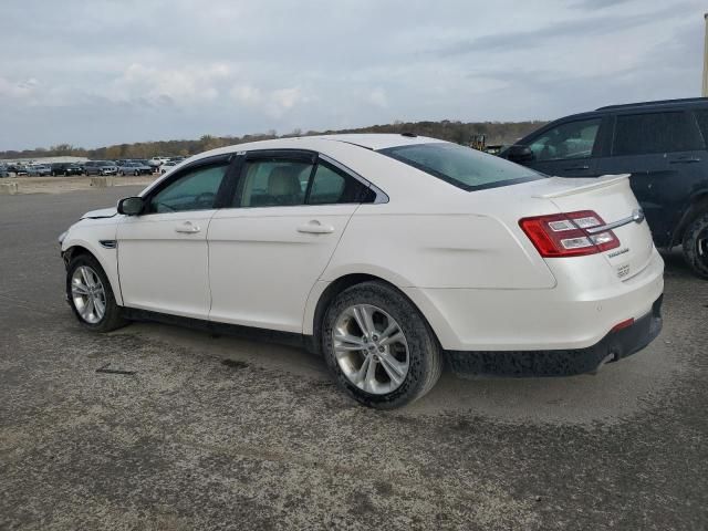 2017 Ford Taurus SEL