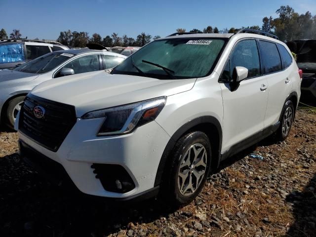 2024 Subaru Forester Premium