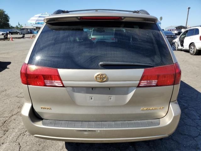 2004 Toyota Sienna CE