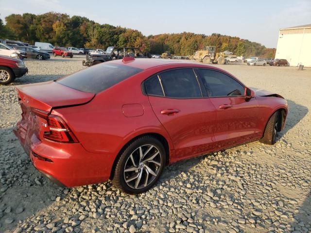 2020 Volvo S60 T5 Momentum