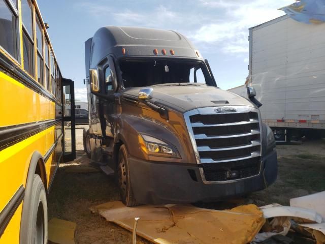 2022 Freightliner Cascadia 126