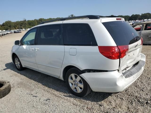 2007 Toyota Sienna XLE