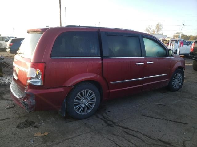 2015 Chrysler Town & Country Touring L