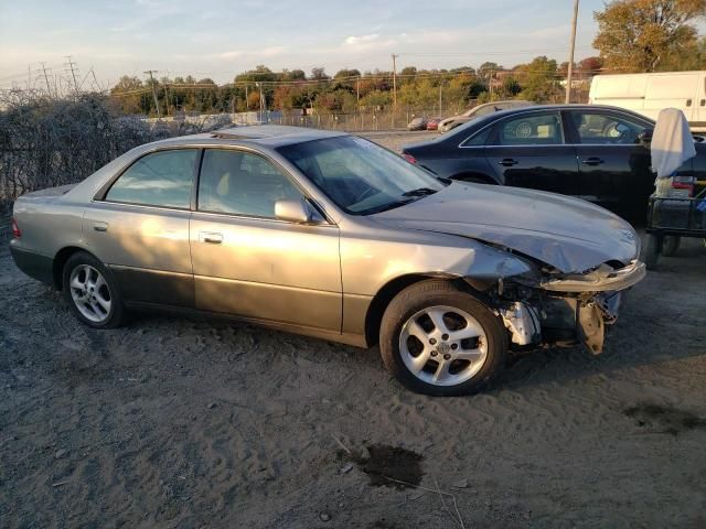 2001 Lexus ES 300