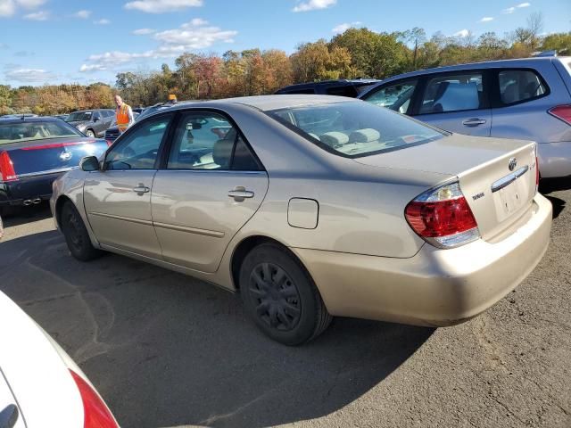 2005 Toyota Camry LE