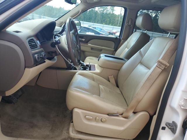 2014 Chevrolet Suburban K1500 LTZ