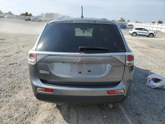 2014 Mitsubishi Outlander SE