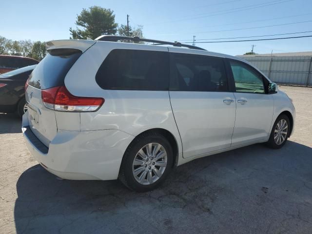 2012 Toyota Sienna XLE