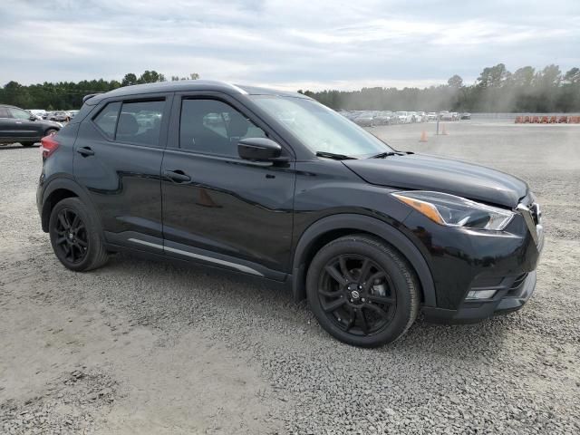 2020 Nissan Kicks SR