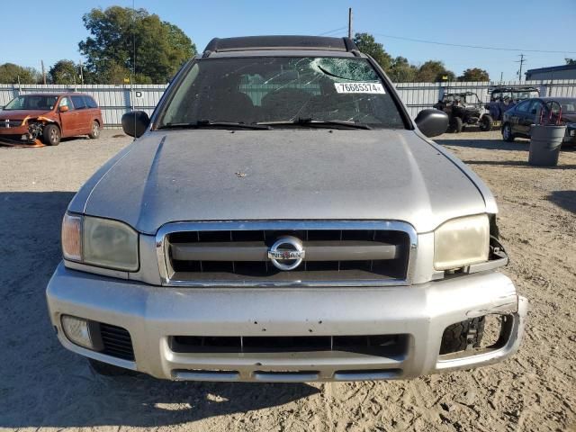 2004 Nissan Pathfinder LE