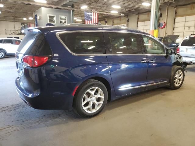 2017 Chrysler Pacifica Touring L Plus