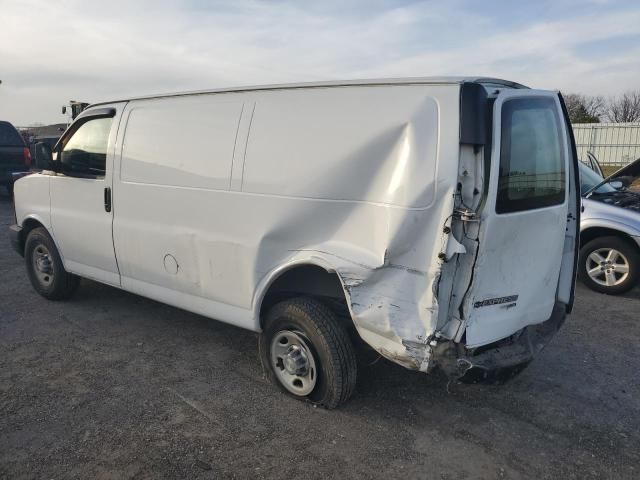 2016 Chevrolet Express G2500