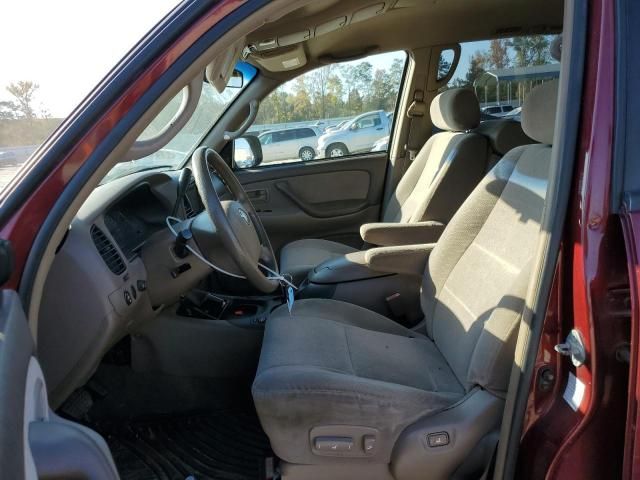 2004 Toyota Sequoia SR5