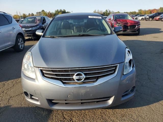 2010 Nissan Altima Base