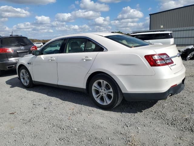 2017 Ford Taurus SEL