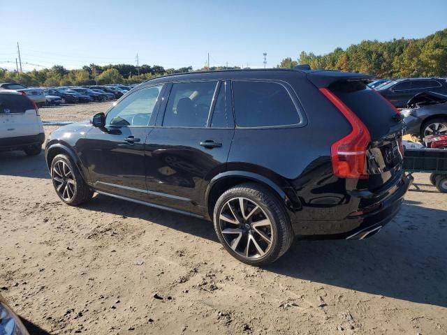 2021 Volvo XC90 T6 Momentum